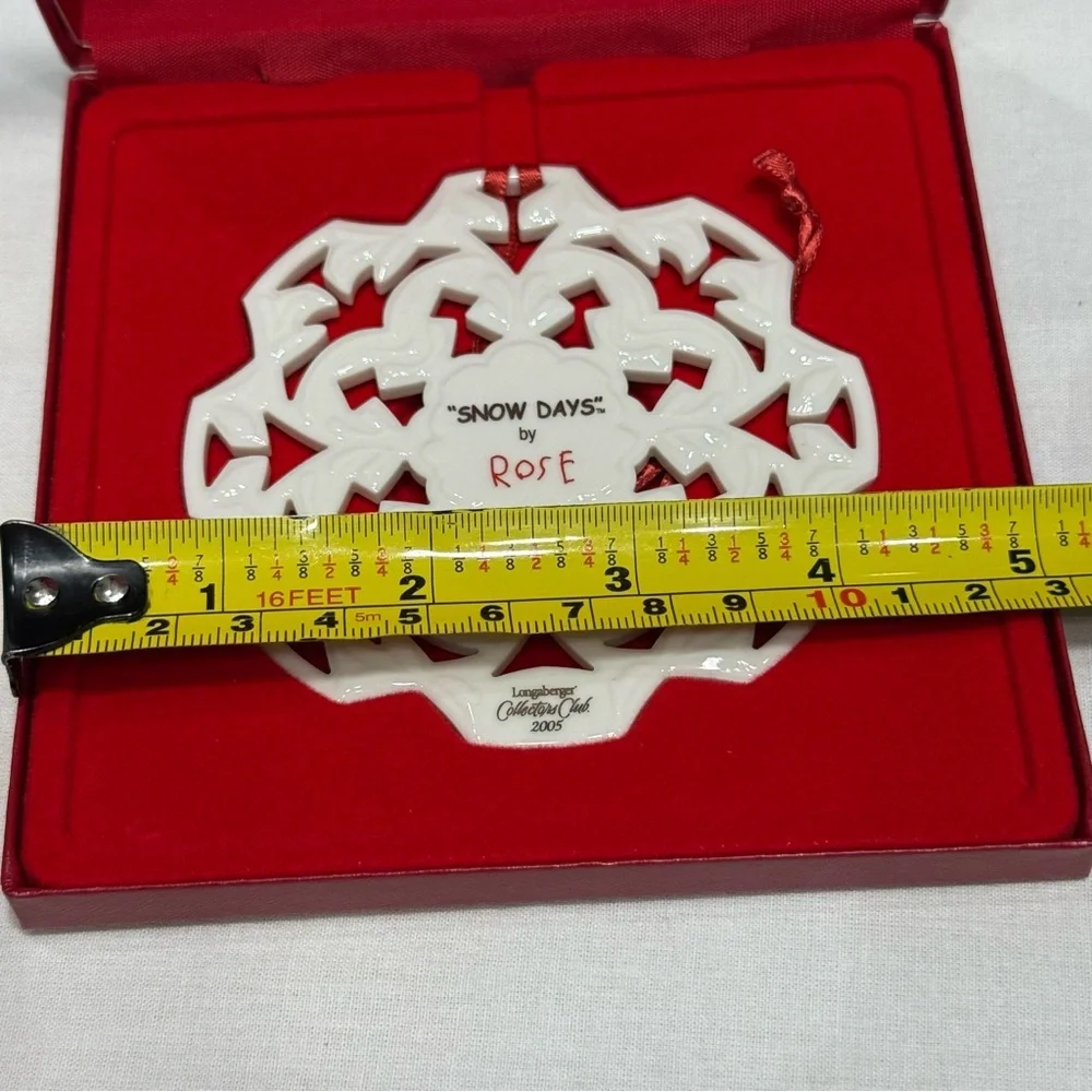 2005 Longaberger Collectors Club Snow Days by Rose‎ White Ceramic Ornament